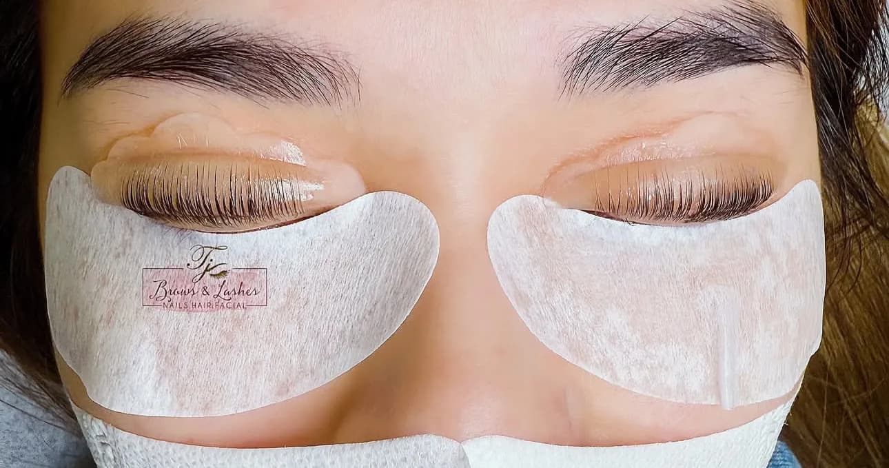 Specialized eye mask treatment